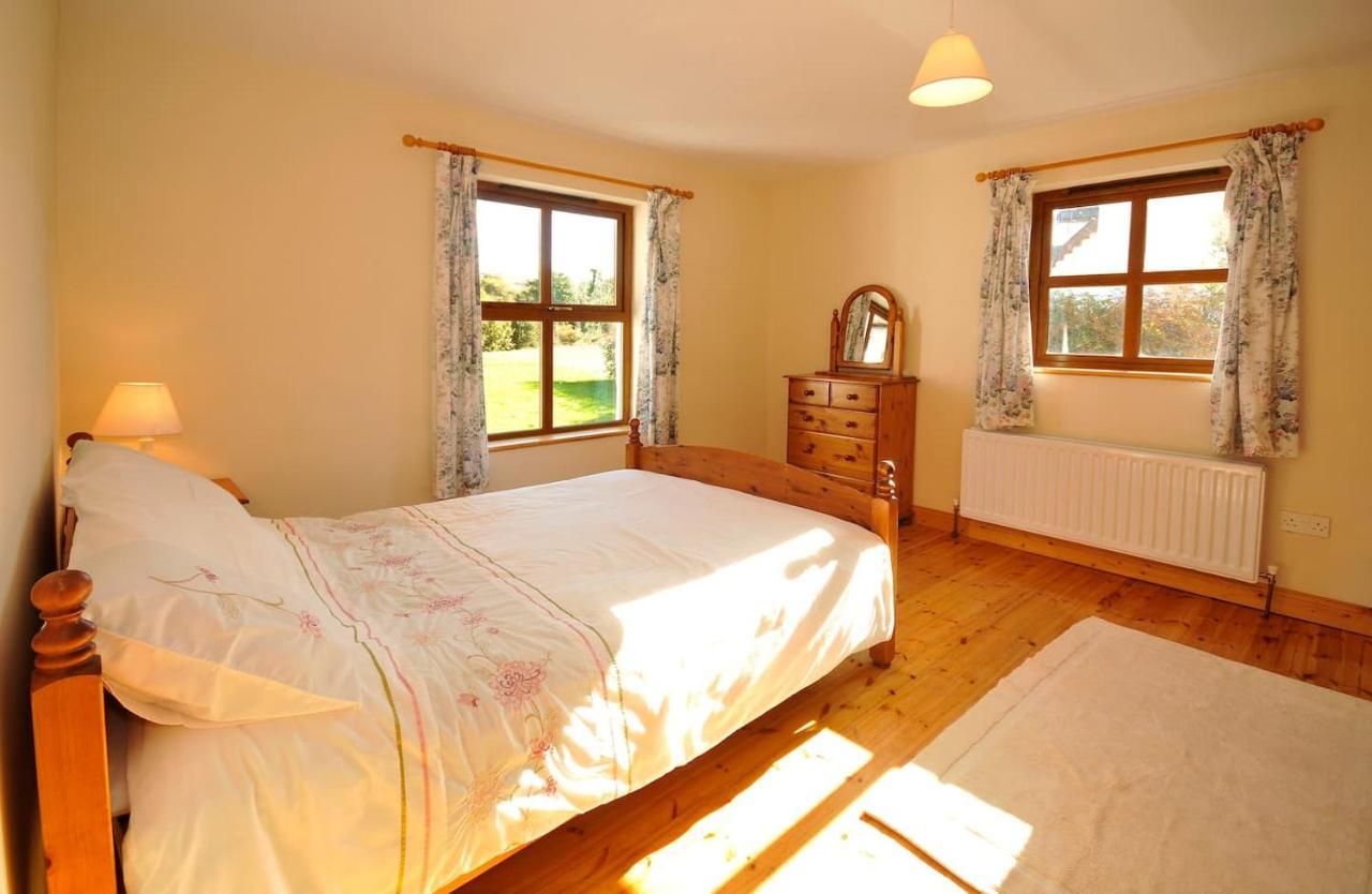 Bunkhouse - Letterfrack Farm Villa Exterior photo